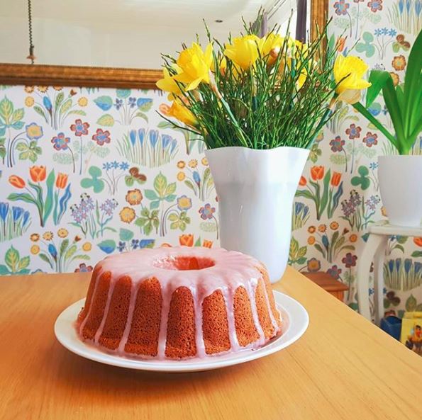 Påskig apelsinsockerkaka