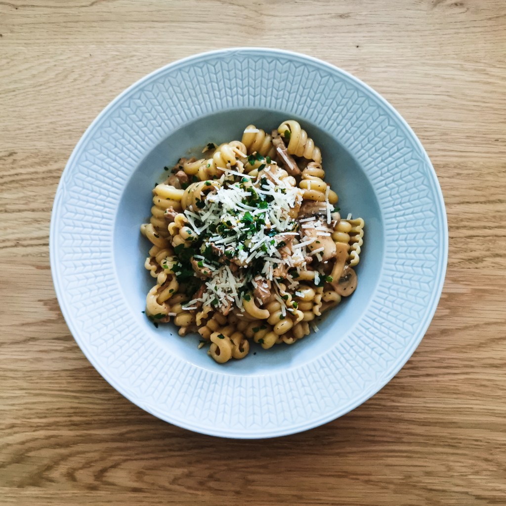 Fläskfilépasta med champinjoner